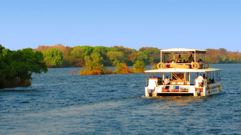 Zambezi river cruises-2