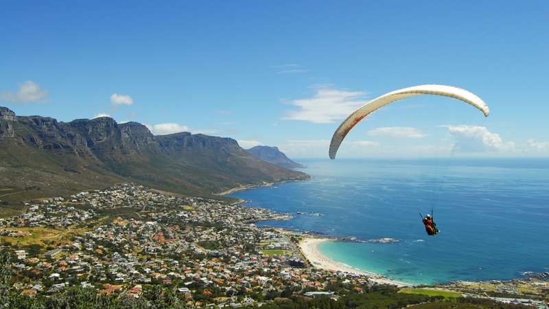 Cape Town Attractions - paragliding