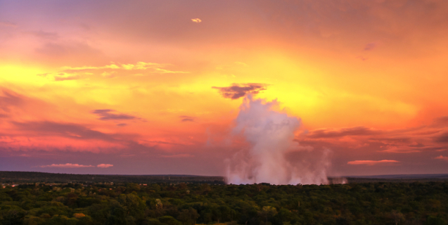 Victoria Falls, the smoke that thunders